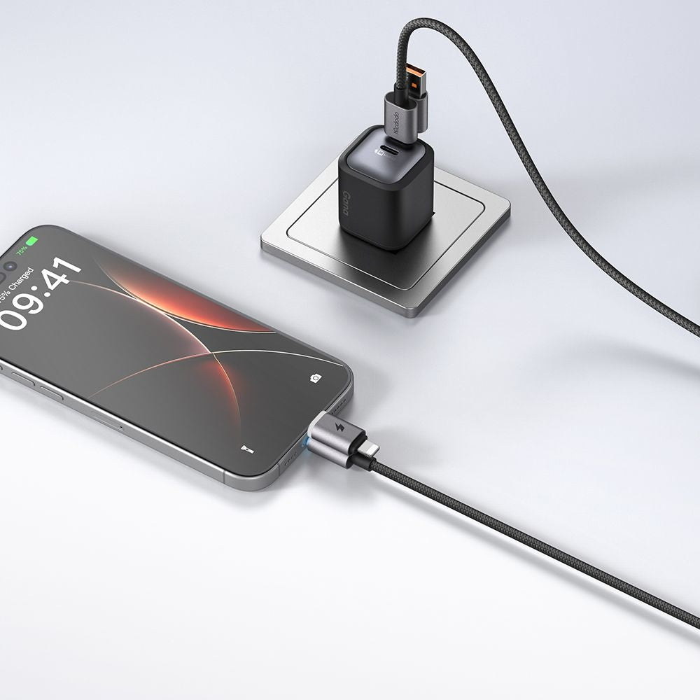USB-A / USB-C Data- och laddningskabel - USB-C / Lightning McDodo CA-6560, 60W, 1,2m, Svart