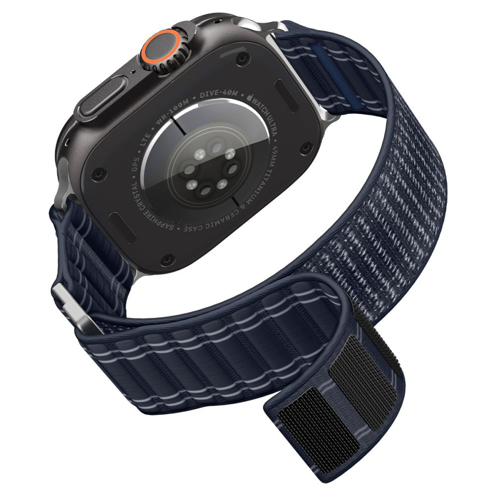 Spigen WBF0-band för Apple Watch 49mm / 46mm / 45mm / 44mm-serien, Marinblå AMP10143