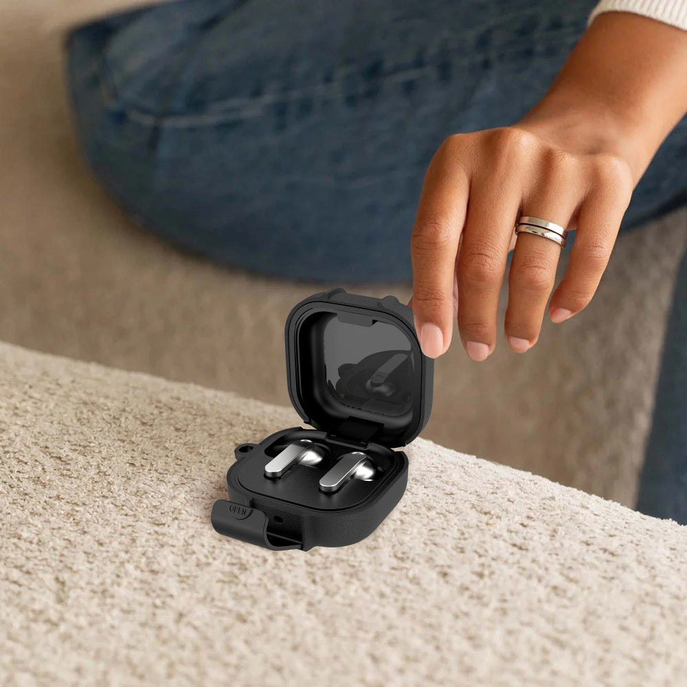 Tech-Protect Slim Hook fodral för Samsung Galaxy Buds4 / Buds4 Pro, Svart