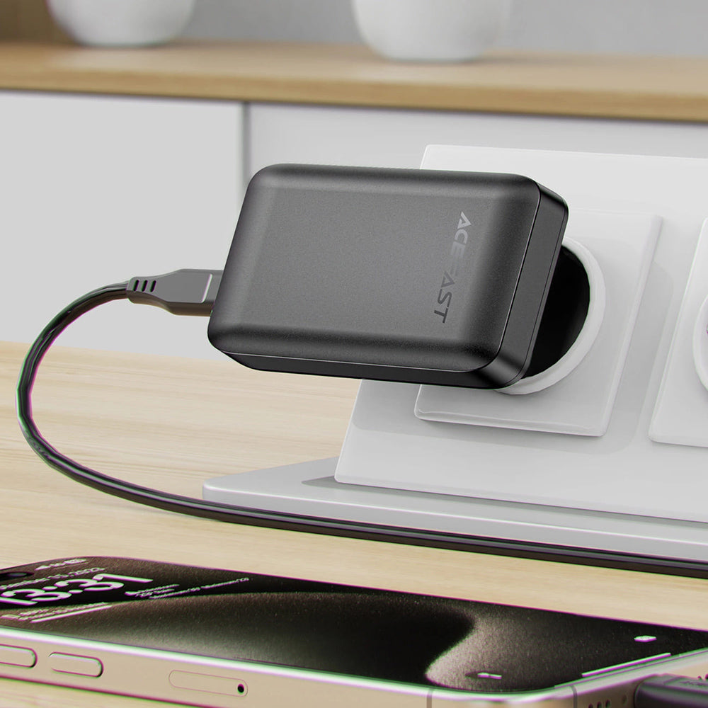 Nätverksladdare Acefast A100, 65W, 3.25A, 1 x USB-A - 2 x USB-C, Svart