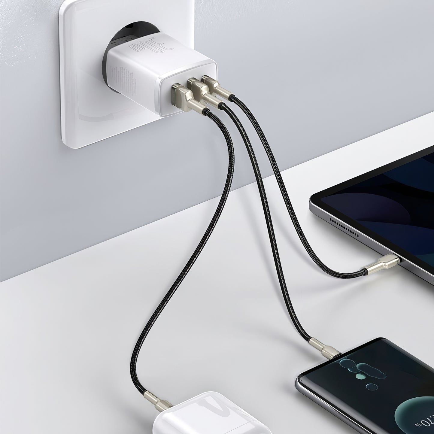 Nätverksladdare Baseus Compact, 30W, 1 x USB-C - 2 x USB-A, Vit CCXJ-E02