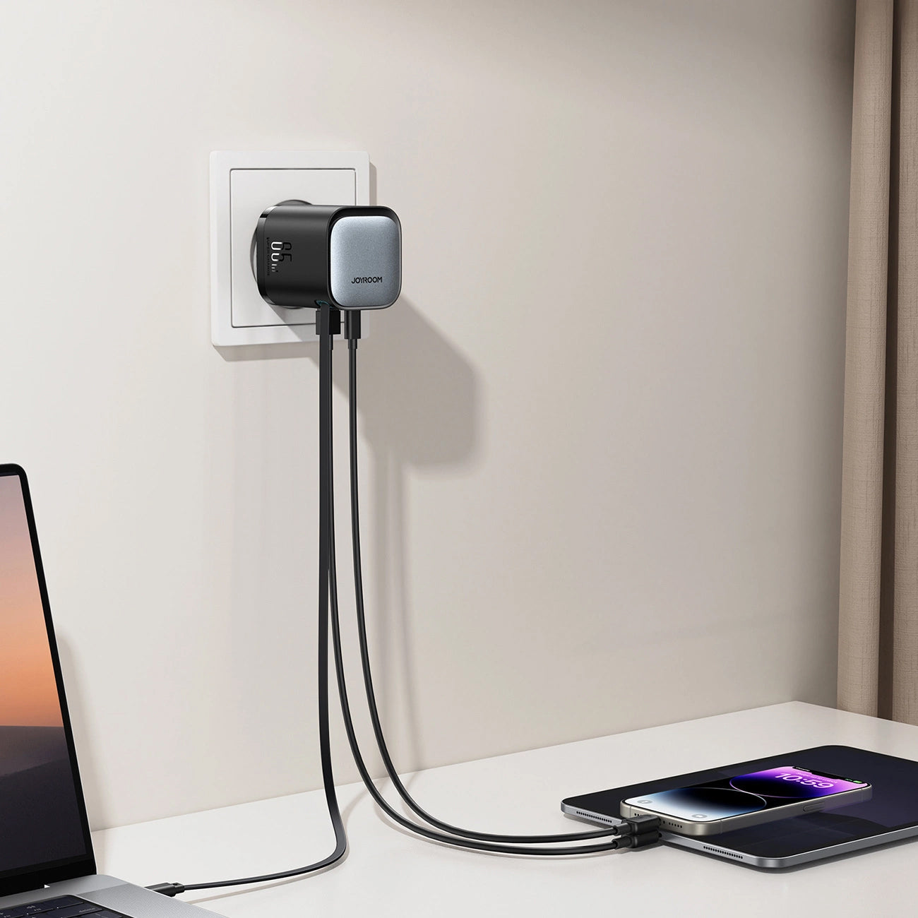 Joyroom JR-TCL02 USB-C-kabel Nätverksladdare JR-TCL02, 65W, 3A, 1 x USB-A - 1 x USB-C, Svart
