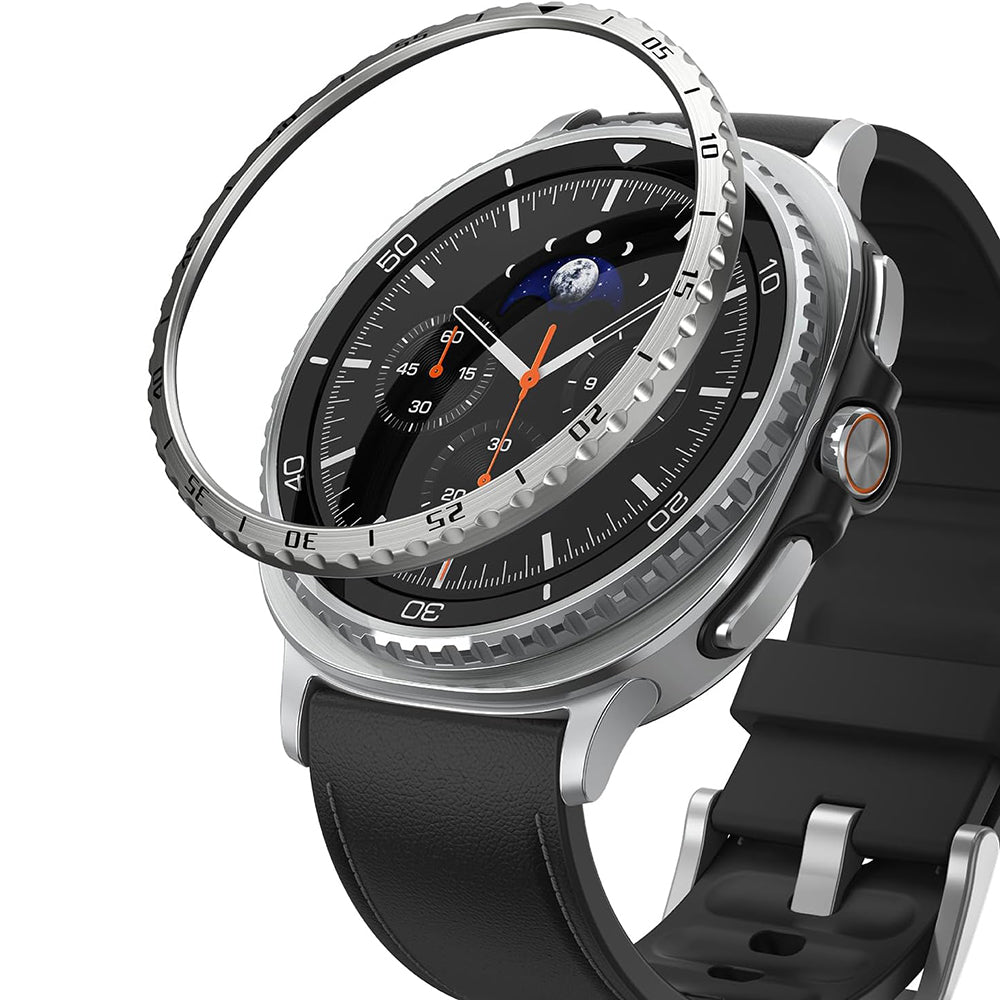 Ringke Inner Styling skyddsram för Samsung Galaxy Watch8 Classic, Silver