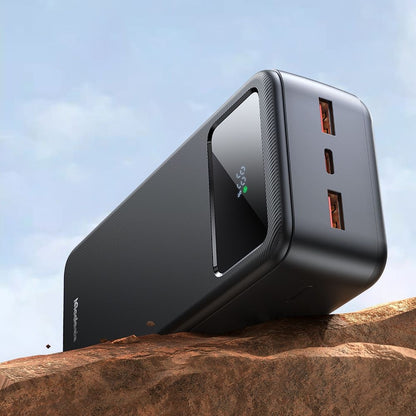 Extern batteri McDodo MC-4240, 30000mAh, 22.5W, QC + PD, 2 x USB-A - 1 x USB-C, Svart