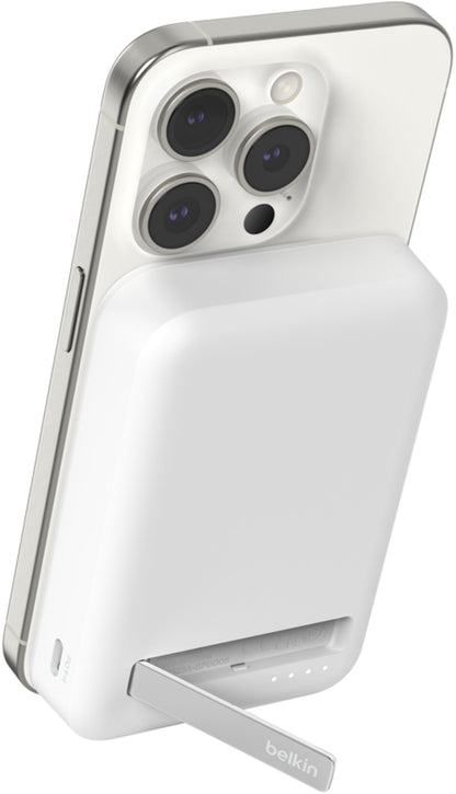 Trådlös Extern Batteri Belkin BoostCharge Pro med Stöd, 10000mAh, 15W, FQI, 1 x QI - 1 x USB-C, Vit BPD008btWH