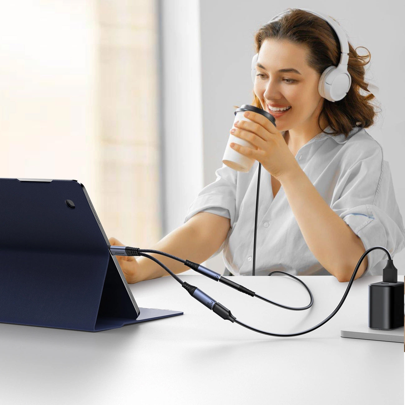 USB-C till 3.5mm / USB-C ljudkabel Joyroom SY-C02, 0.14m, Svart