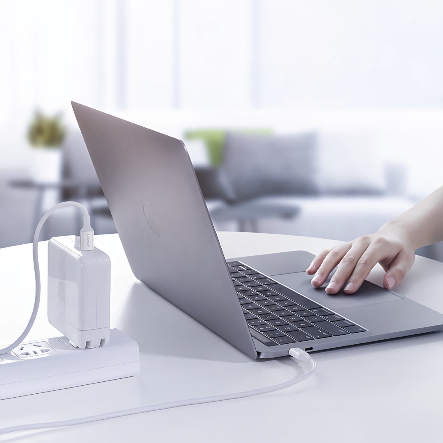 USB-C till USB-C data- och laddningskabel UGREEN US300, 100W, 2m, Vit