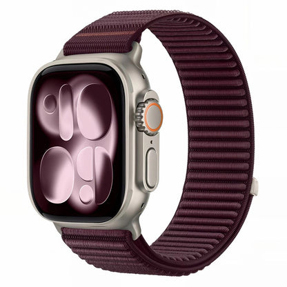 Tech-Protect NylonLoop-armband för Apple Watch 49 mm / 46 mm / 45 mm / 44 mm-serien, vinröd