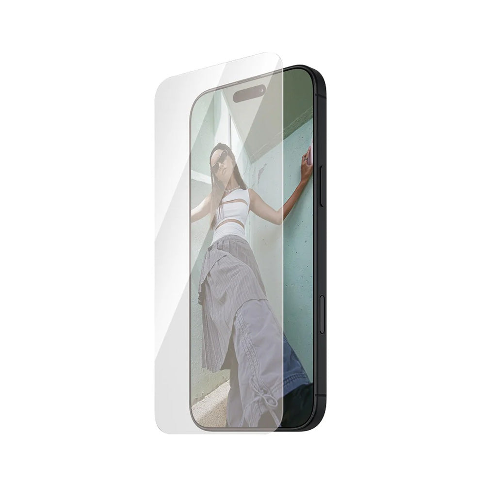 Skyddsfilm PanzerGlass Safe. Ultra-Wide Fit för Apple iPhone 16 Pro, Härdat Glas, Full Glue