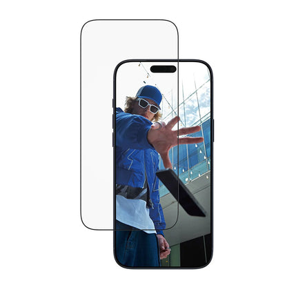 Skyddsfilm PanzerGlass Ultra-Wide Fit EasyAligner för Apple iPhone 17 Pro Max, Härdat Glas, Full Lim, Svart