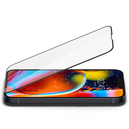Skärmskydd Spigen GlastR Slim för Apple iPhone 17e / 16e / 14 / 13 Pro, Härdat Glas, Full Lim, Svart AGL03392