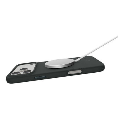 MagSafe-skal för Apple iPhone 17 Pro, Spigen, Silicone Fit, Grön