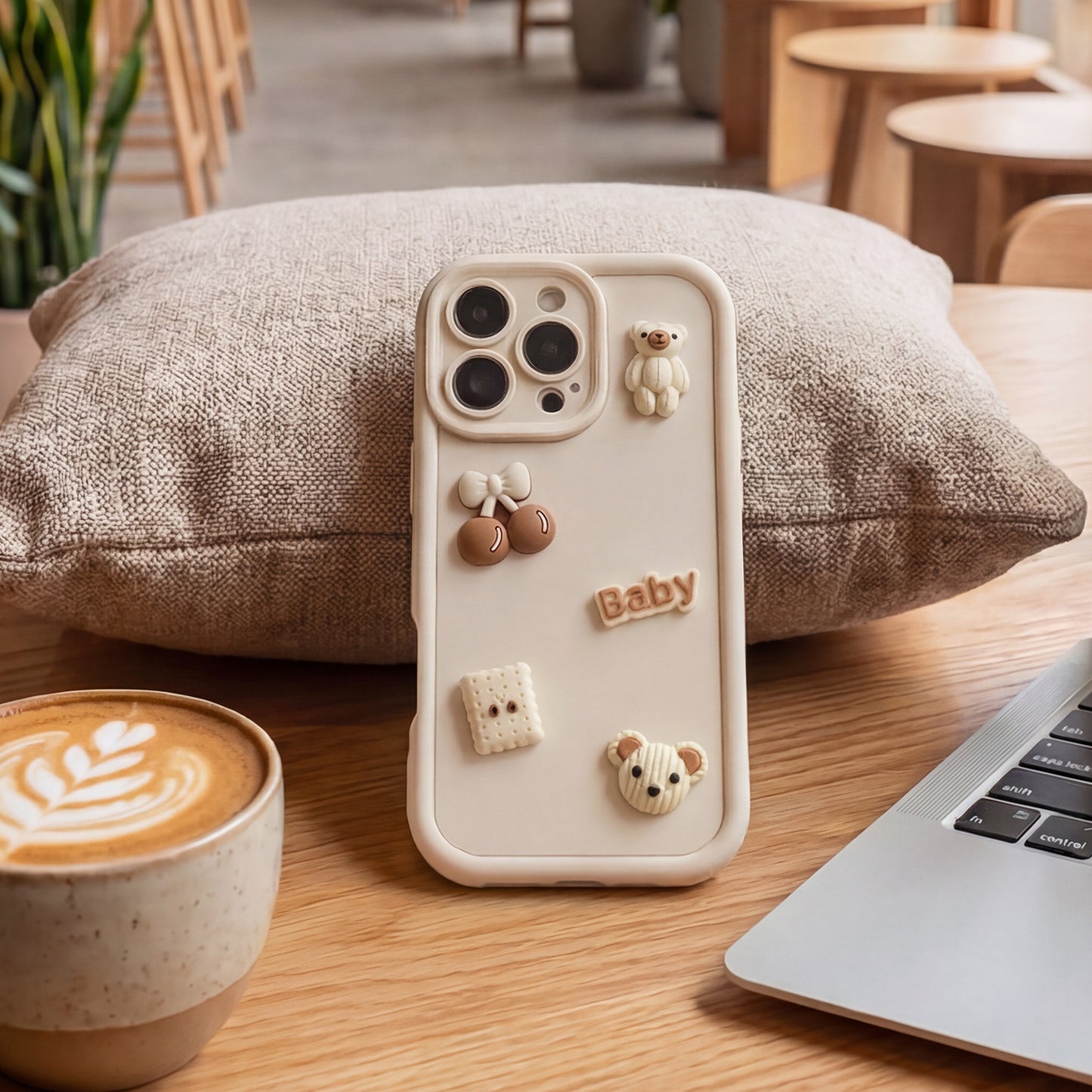 Fodral för Apple iPhone 16 Pro, OEM, Ultra Trendy 3D Bear, Beige