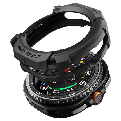 Spigen Rugged Armor skal för Samsung Galaxy Watch8 Classic, Mattsvart ACS10012