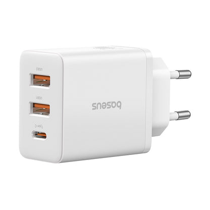 Baseus Cube nätverksladdare, 30W, 3A, 2 x USB-A - 1 x USB-C, Vit P10111402213-00