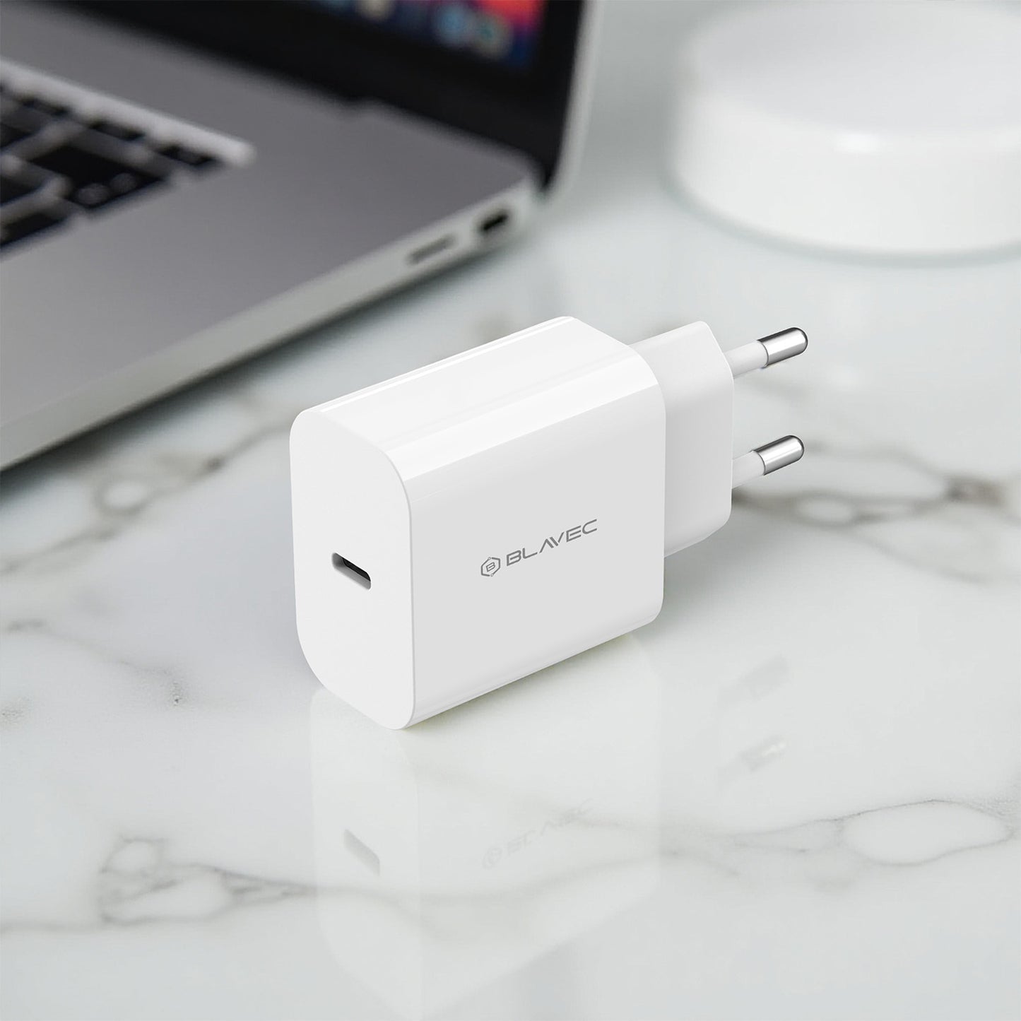 Nätadapter Blavec BC-7, 45W, 3A, 1 x USB-C, Vit