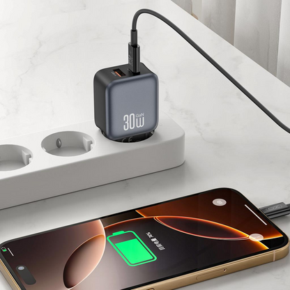 Nätverksladdare med Lightning-kabel XO Design L156, 30W, 3A, 1 x USB-A - 1 x USB-C, Svart