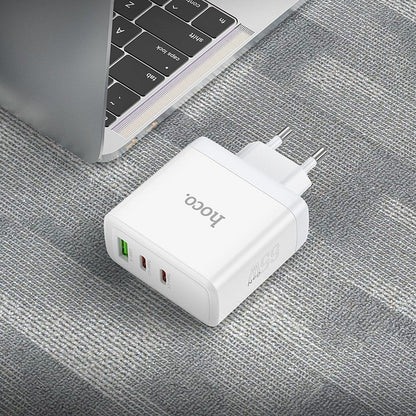 Nätverksladdare HOCO N30, 65W, 3.25A, 1 x USB-A - 2 x USB-C, Vit