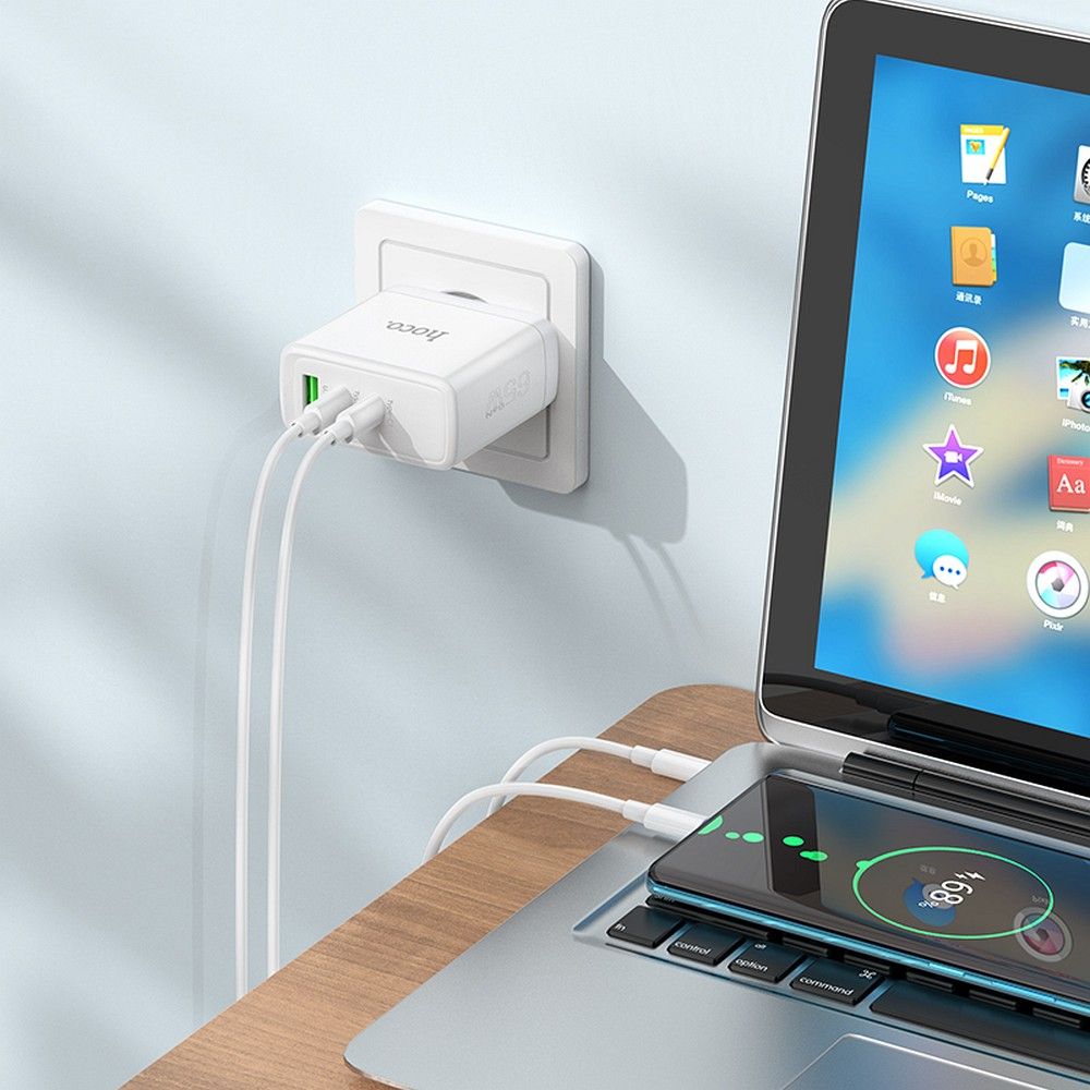 Nätverksladdare HOCO N30, 65W, 3.25A, 1 x USB-A - 2 x USB-C, Vit
