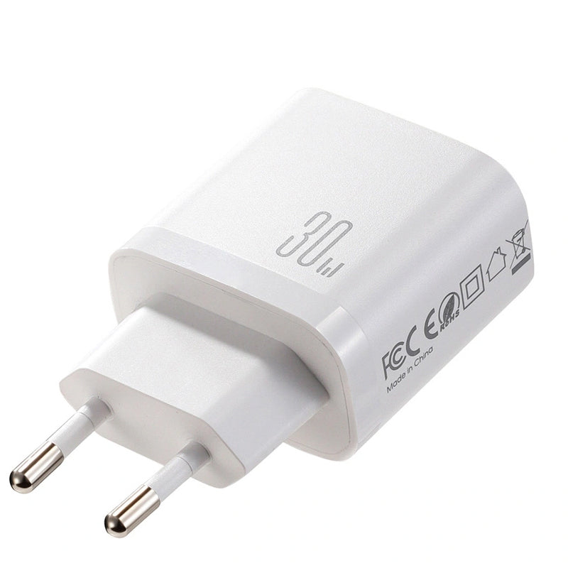 Joyroom JR-TG6 nätadapter, 30W, 3A, 1 x Lightning - 1 x USB-A - 1 x USB-C, Vit