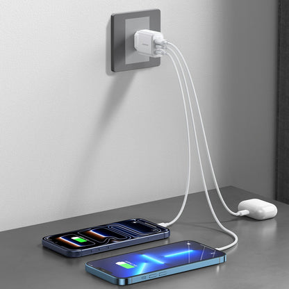 Joyroom JR-TG6 nätadapter, 30W, 3A, 1 x Lightning - 1 x USB-A - 1 x USB-C, Vit