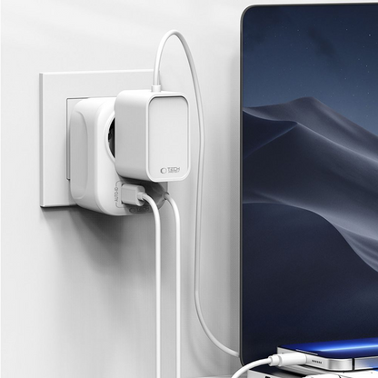 Nätadapter Tech-Protect TA100 Travel US, 20W, 3A, 1 x Schuko - 1 x USB-A - 1 x USB-C, Vit