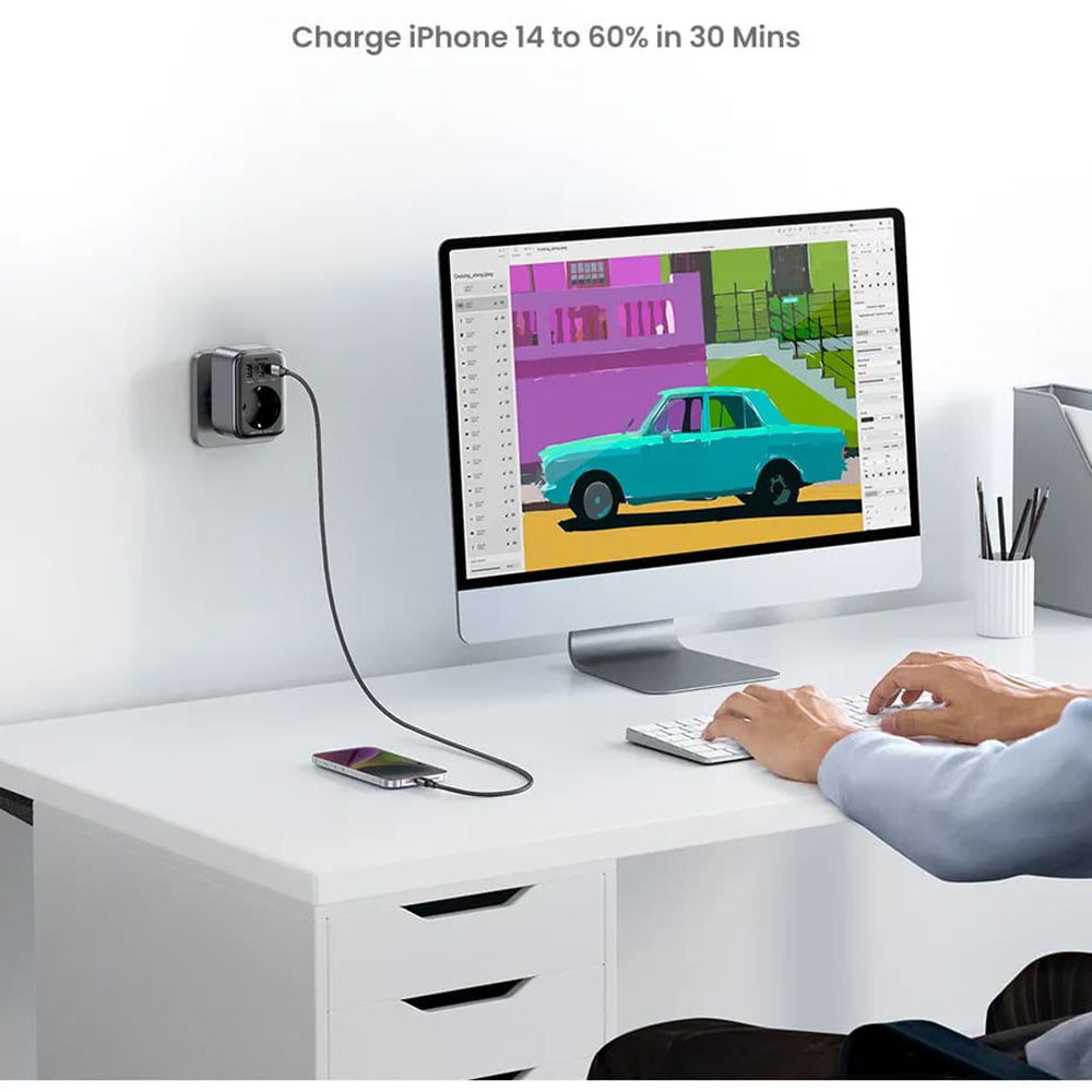 UGREEN 15289 US Network Charger, 30W, 3A, 2 x USB-A - 1 x USB-C - 1 x Schuko, Black