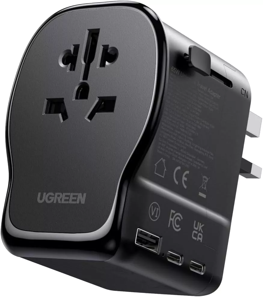 Nätadapter UGREEN Travel S550 (55001), 65W, 3,25A, 1 x USB-A - 2 x USB-C, Svart