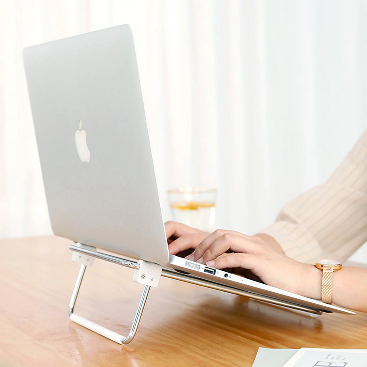 UGREEN LP230-stöd för Laptop max.17tum, Silver